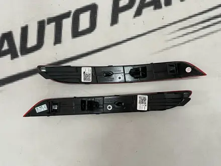 Отражатели (катафоты) заднего бампера Li Auto Lixiang L9 за 11 000 тг. в Алматы – фото 2