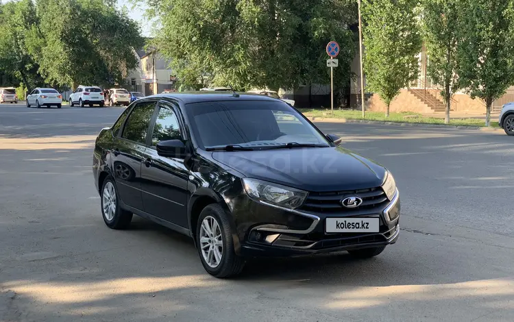 ВАЗ (Lada) Granta 2190 2019 годаүшін3 750 000 тг. в Уральск