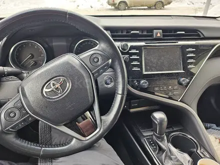 Toyota Camry 2019 года за 12 500 000 тг. в Аксай – фото 6