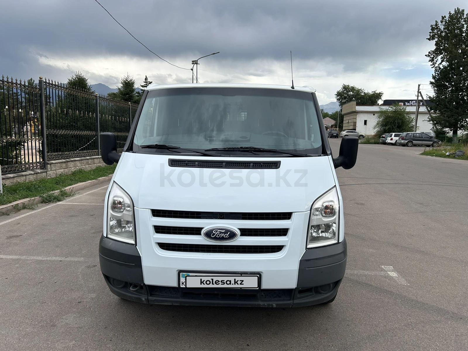 Ford Transit 2011 г.