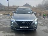 Hyundai Santa Fe 2019 года за 13 300 000 тг. в Алматы