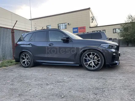 BMW X5 2020 года за 44 000 000 тг. в Астана – фото 32