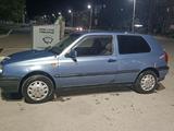 Volkswagen Golf 1993 года за 900 000 тг. в Караганда – фото 3