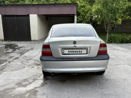 Opel Vectra 1997 года за 750 000 тг. в Шымкент – фото 2