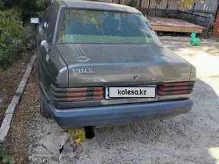 Mercedes-Benz 190