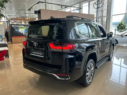 Toyota Land Cruiser Premium 2025 года за 71 145 500 тг. в Алматы – фото 3