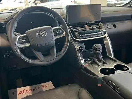 Toyota Land Cruiser Premium 2025 года за 71 145 500 тг. в Алматы – фото 6