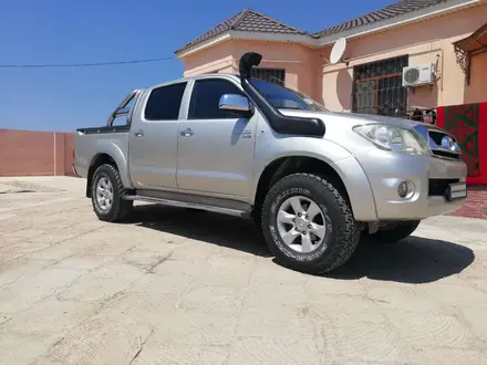 Toyota Hilux 2010 года за 7 500 000 тг. в Жанаозен