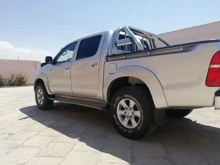 Toyota Hilux 2010 года за 7 500 000 тг. в Жанаозен – фото 3