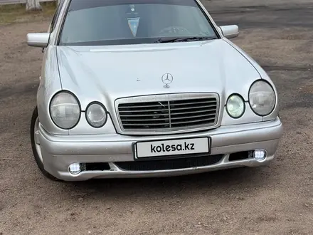 Mercedes-Benz E 230 1996 года за 1 850 000 тг. в Астана