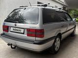 Volkswagen Passat 1994 годаүшін3 000 000 тг. в Шымкент – фото 2