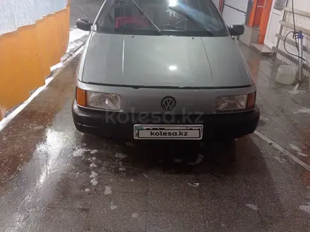 Volkswagen Passat 1989 года за 600 000 тг. в Астана – фото 2