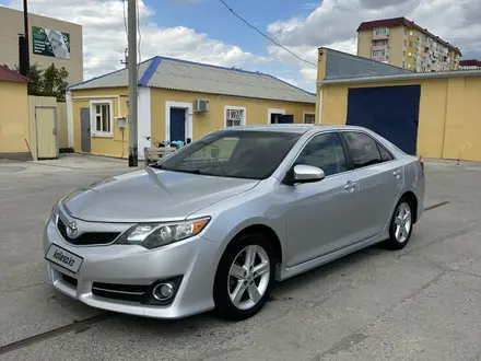 Toyota Camry 2013 года за 6 000 000 тг. в Атырау – фото 2