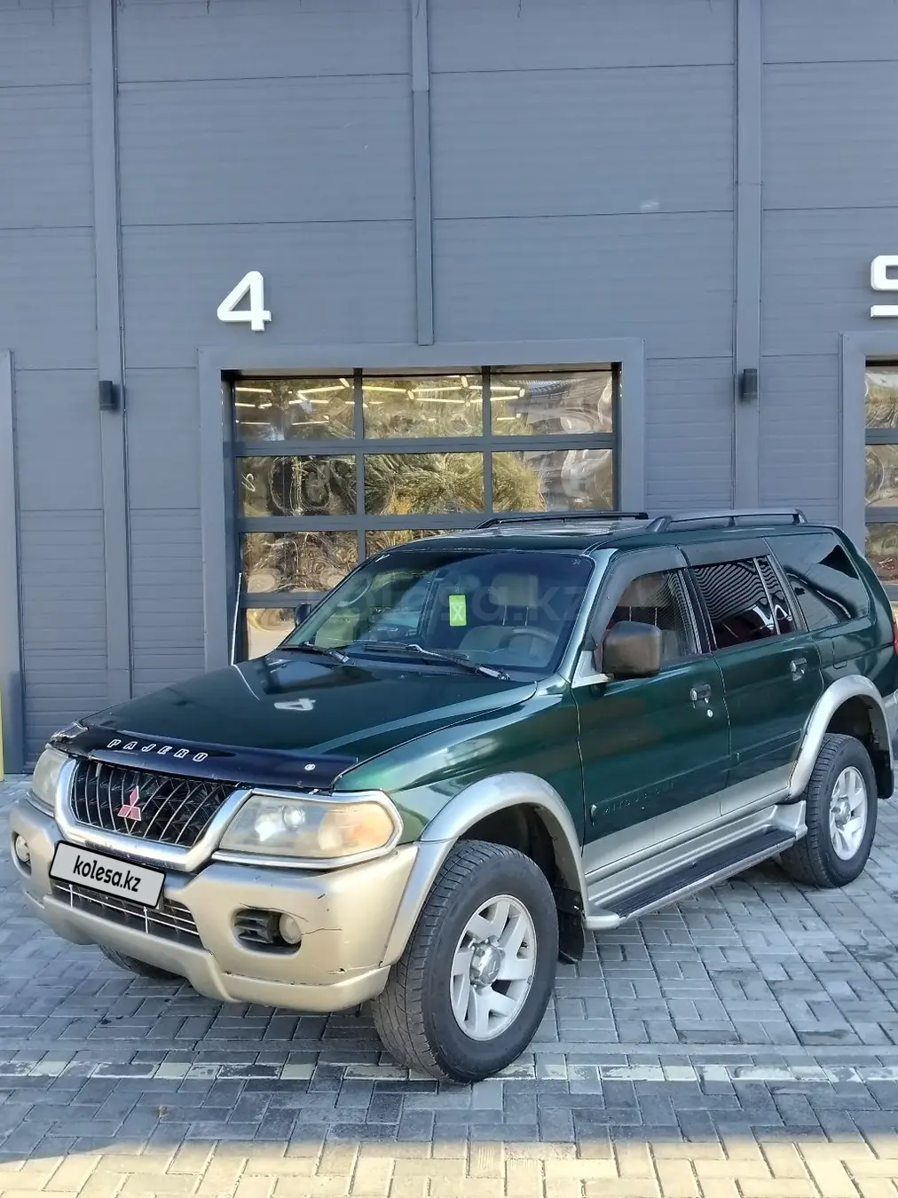 Mitsubishi Montero Sport, 2001