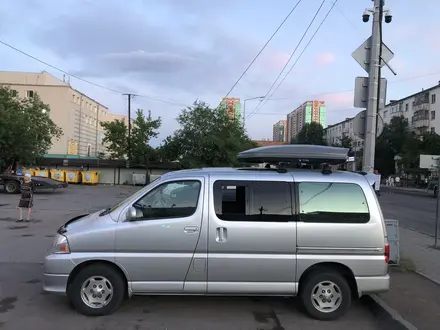 Toyota Grand Hiace 2000 года за 7 500 000 тг. в Астана – фото 6