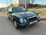 Mercedes-Benz E 320 1998 года за 1 550 000 тг. в Астана