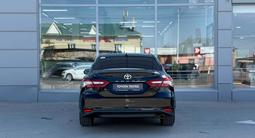 Toyota Camry Luxe 2023 года за 17 700 000 тг. в Шымкент – фото 4