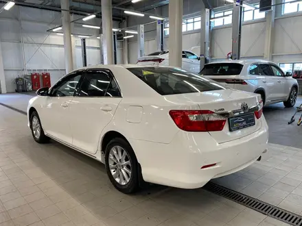 Toyota Camry 2014 года за 7 350 000 тг. в Астана – фото 4