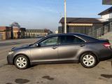 Toyota Camry 2011 года за 6 450 000 тг. в Алматы – фото 2