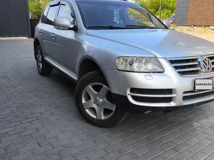 Volkswagen Touareg 2005 года за 4 500 000 тг. в Караганда