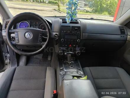 Volkswagen Touareg 2005 года за 4 500 000 тг. в Караганда – фото 7