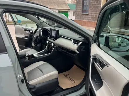 Toyota RAV4 2021 года за 13 000 000 тг. в Шымкент – фото 12