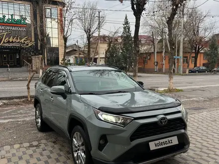 Toyota RAV4 2021 года за 13 000 000 тг. в Шымкент – фото 4
