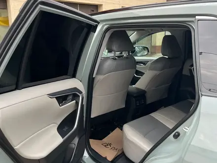 Toyota RAV4 2021 года за 13 000 000 тг. в Шымкент – фото 9