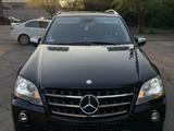 Mercedes-Benz ML 500 2008 годаүшін9 900 000 тг. в Алматы – фото 5