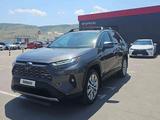 Toyota RAV4 2023 года за 13 700 000 тг. в Алматы – фото 2