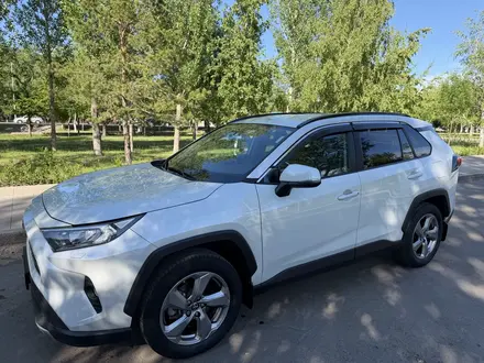 Toyota RAV4 2020 года за 15 999 999 тг. в Астана