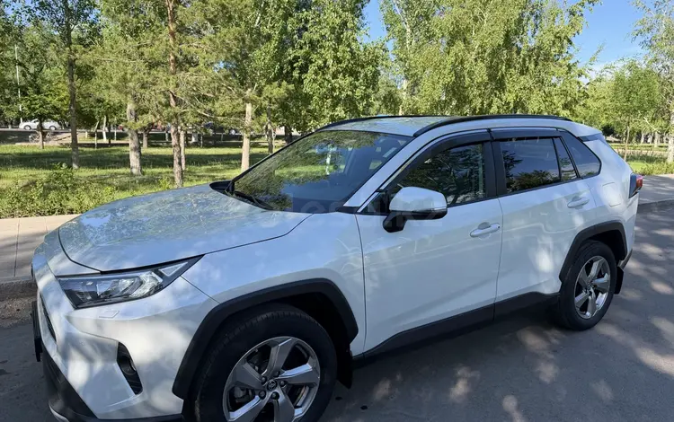 Toyota RAV4 2020 годаүшін15 999 999 тг. в Астана