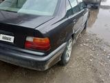 BMW 320 1993 годаүшін1 300 000 тг. в Усть-Каменогорск – фото 2