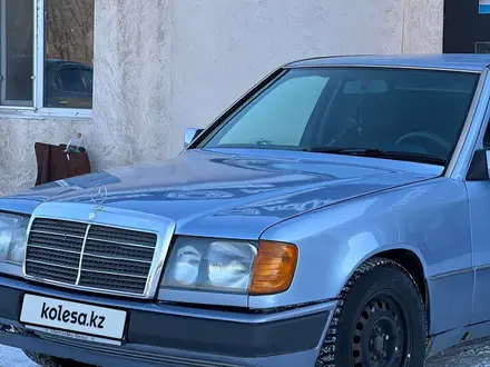 Mercedes-Benz E 230 1993 года за 1 500 000 тг. в Жаркент