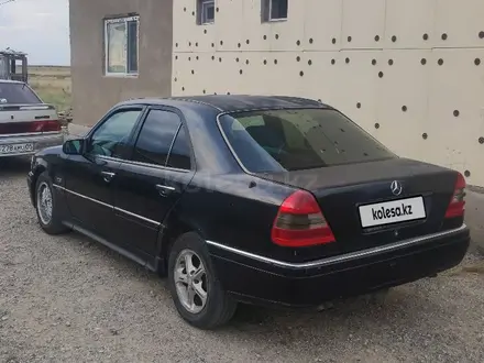 Mercedes-Benz C 200 1994 года за 1 300 000 тг. в Алматы – фото 2