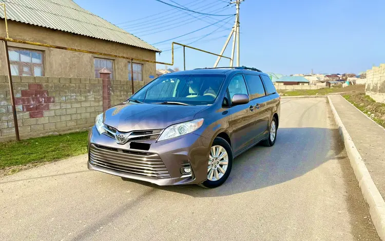 Toyota Sienna 2013 года за 8 500 000 тг. в Шымкент