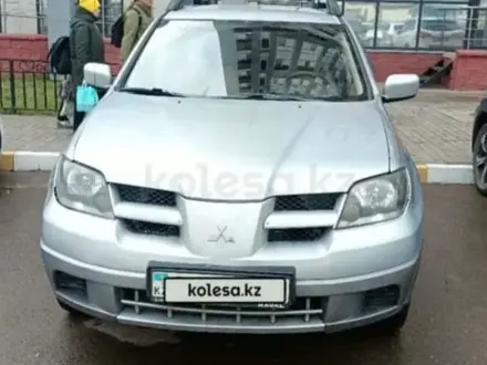 Mitsubishi Outlander 2002 года за 2 800 000 тг. в Астана