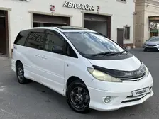 Toyota Estima, 2003