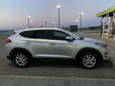 Hyundai Tucson 2018 года за 9 500 000 тг. в Шымкент – фото 2