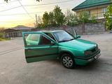 Volkswagen Golf 1995 года за 1 500 000 тг. в Алматы – фото 3