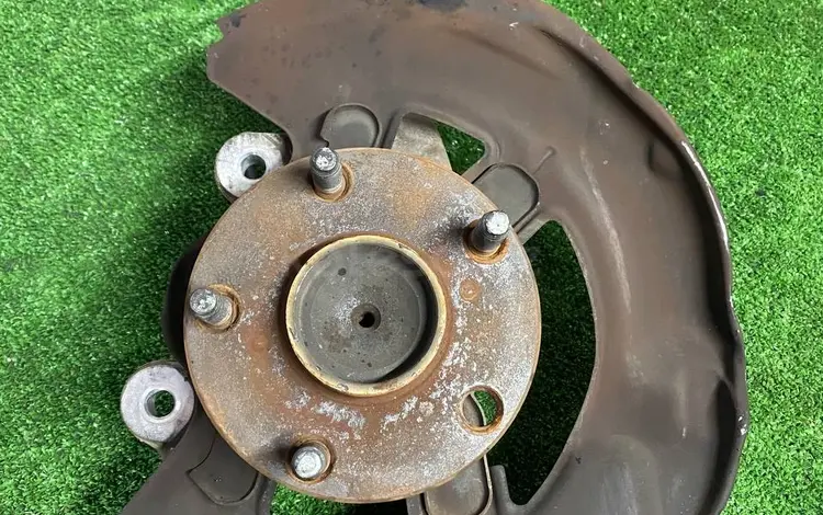 Ступица передняя 2WD на лексус Gs190 за 12 000 тг. в Алматы