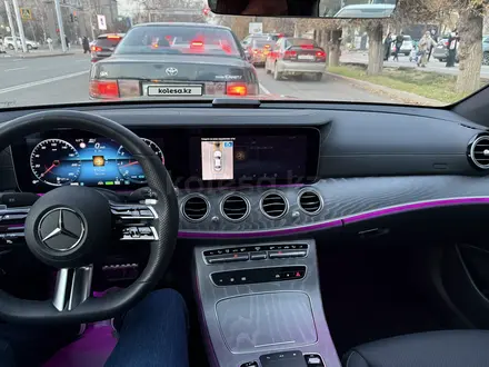 Mercedes-Benz E 350 2022 года за 29 800 000 тг. в Алматы – фото 21