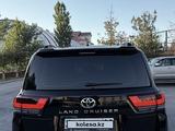 Toyota Land Cruiser 2022 года за 55 000 000 тг. в Шымкент – фото 5