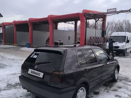 Volkswagen Golf 1993 года за 1 500 000 тг. в Алматы – фото 5