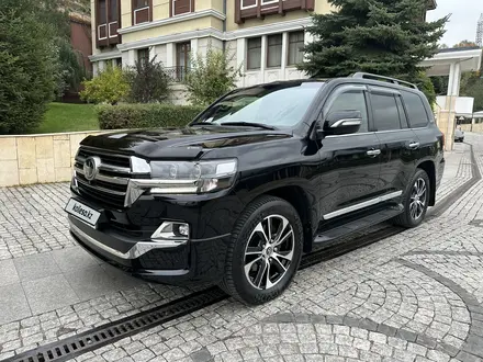 Toyota Land Cruiser 2020 года за 41 500 000 тг. в Алматы – фото 3