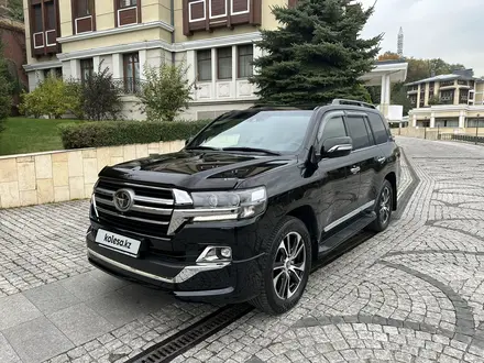 Toyota Land Cruiser 2020 года за 41 500 000 тг. в Алматы – фото 2