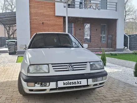 Volkswagen Vento 1996 года за 1 250 000 тг. в Алматы – фото 6