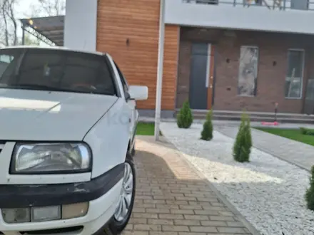 Volkswagen Vento 1996 года за 1 250 000 тг. в Алматы – фото 7