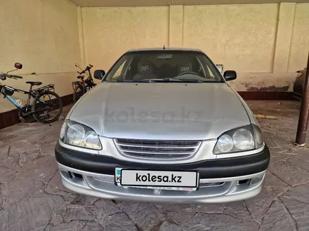 Toyota Avensis 2000 года за 2 100 000 тг. в Тараз – фото 3