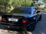 Mercedes-Benz E 300 1993 годаүшін1 480 000 тг. в Алматы – фото 3